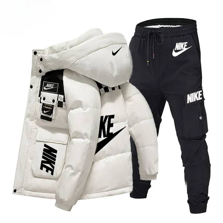 Nike| servêtement d'hiver 24