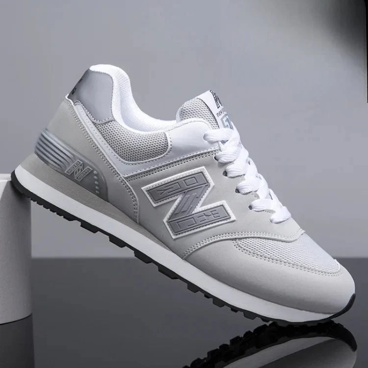 NB - Trainers 2025/2026